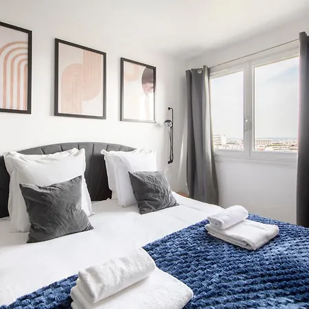 Spacious Montmartre - Sacre-coeur View & Balcony * Paris